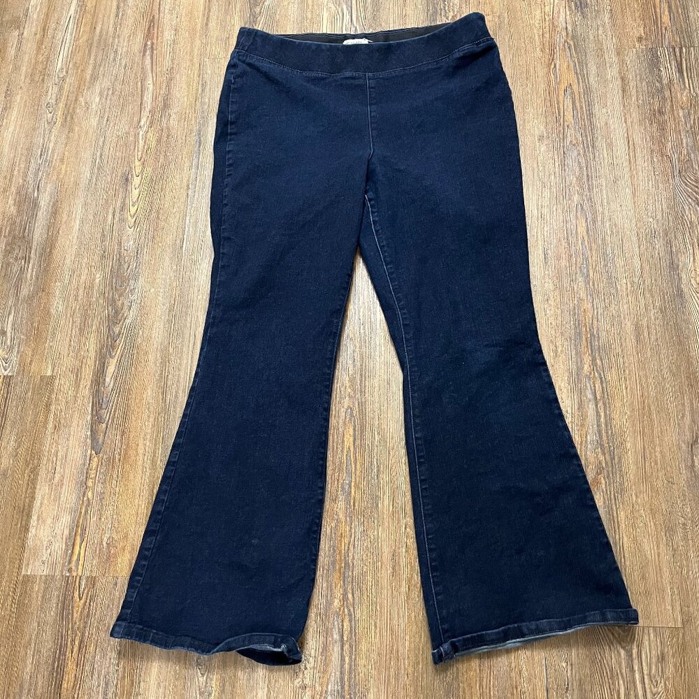 M Jeans By Maurices - Women's Size XL (36x29) - Flared Legs - Cotton Blend